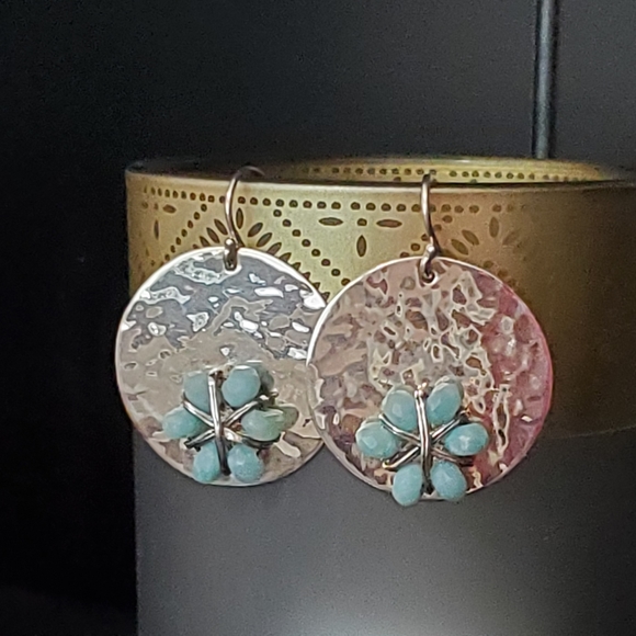 Silpada Sterling 925 Quartzite Flower Blossom Disc Earrings - Picture 3 of 7